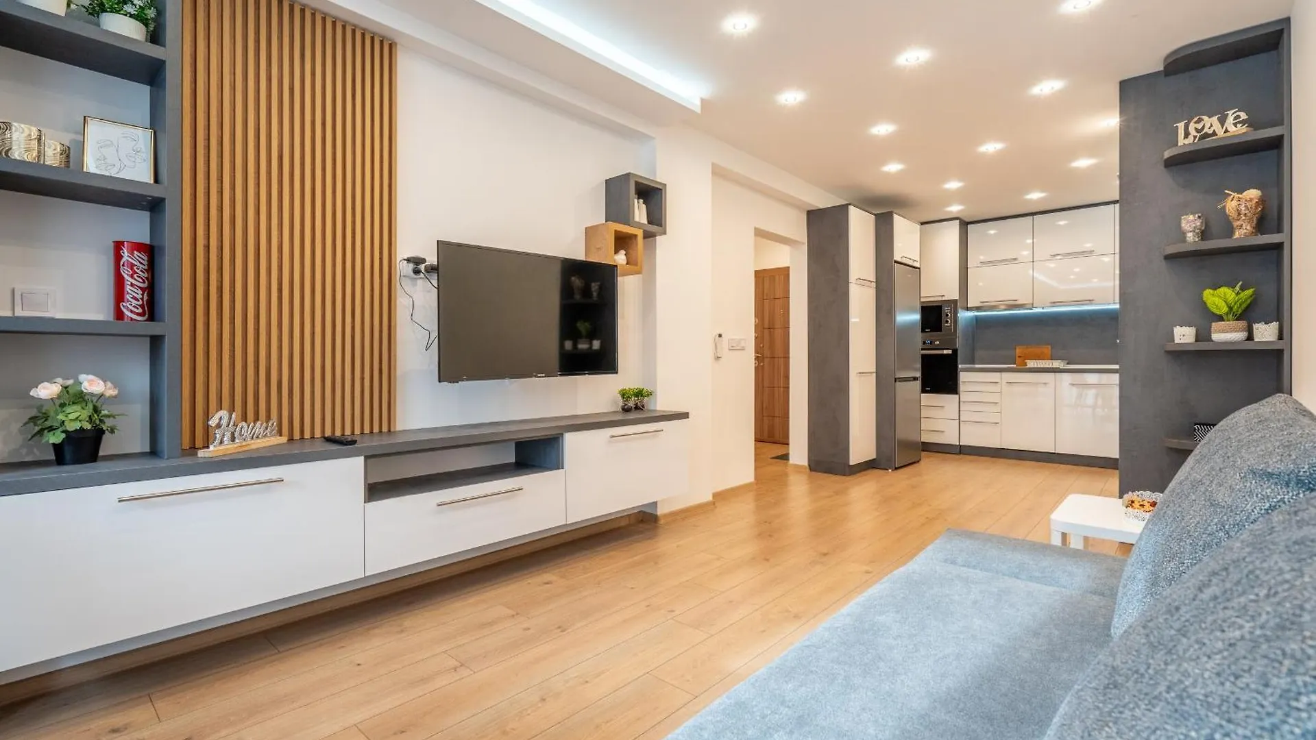 Zenith Apartment Sofia