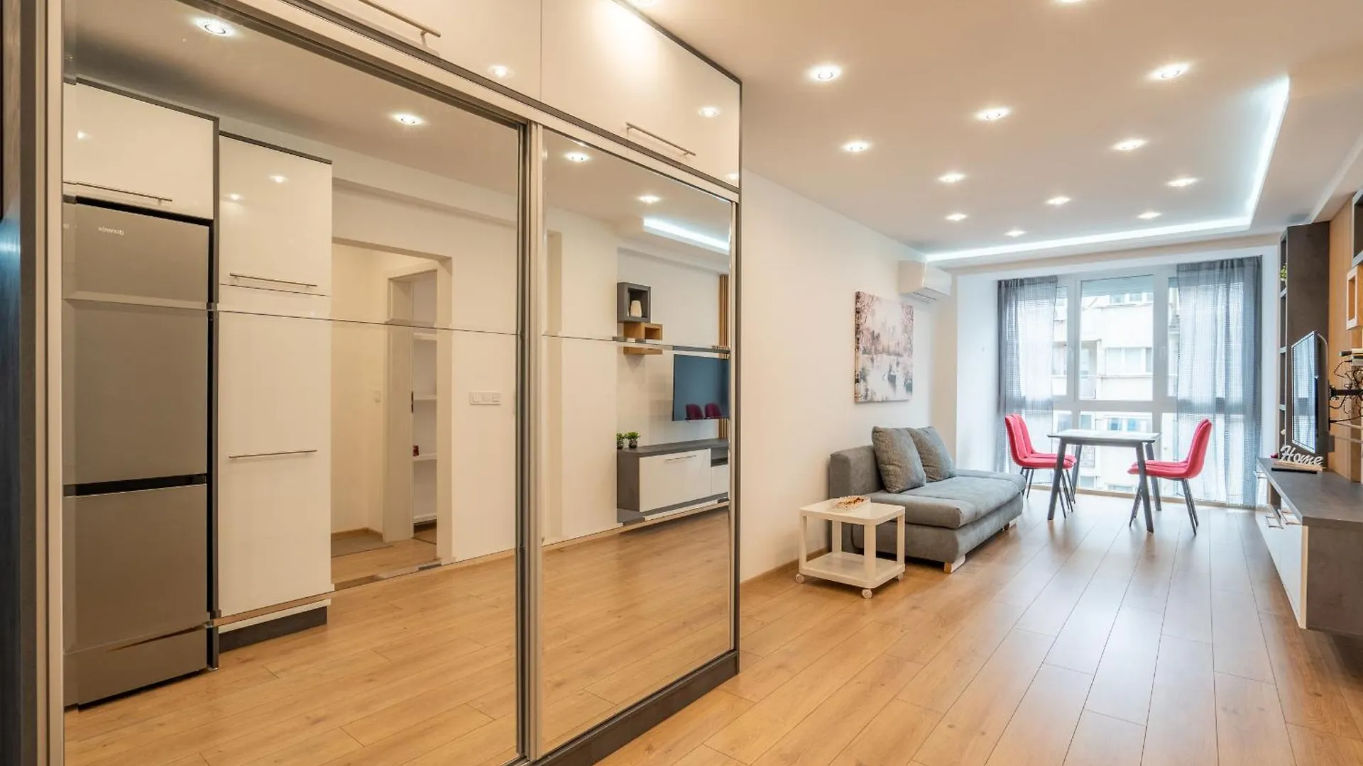Zenith Apartment Sofia 0*,